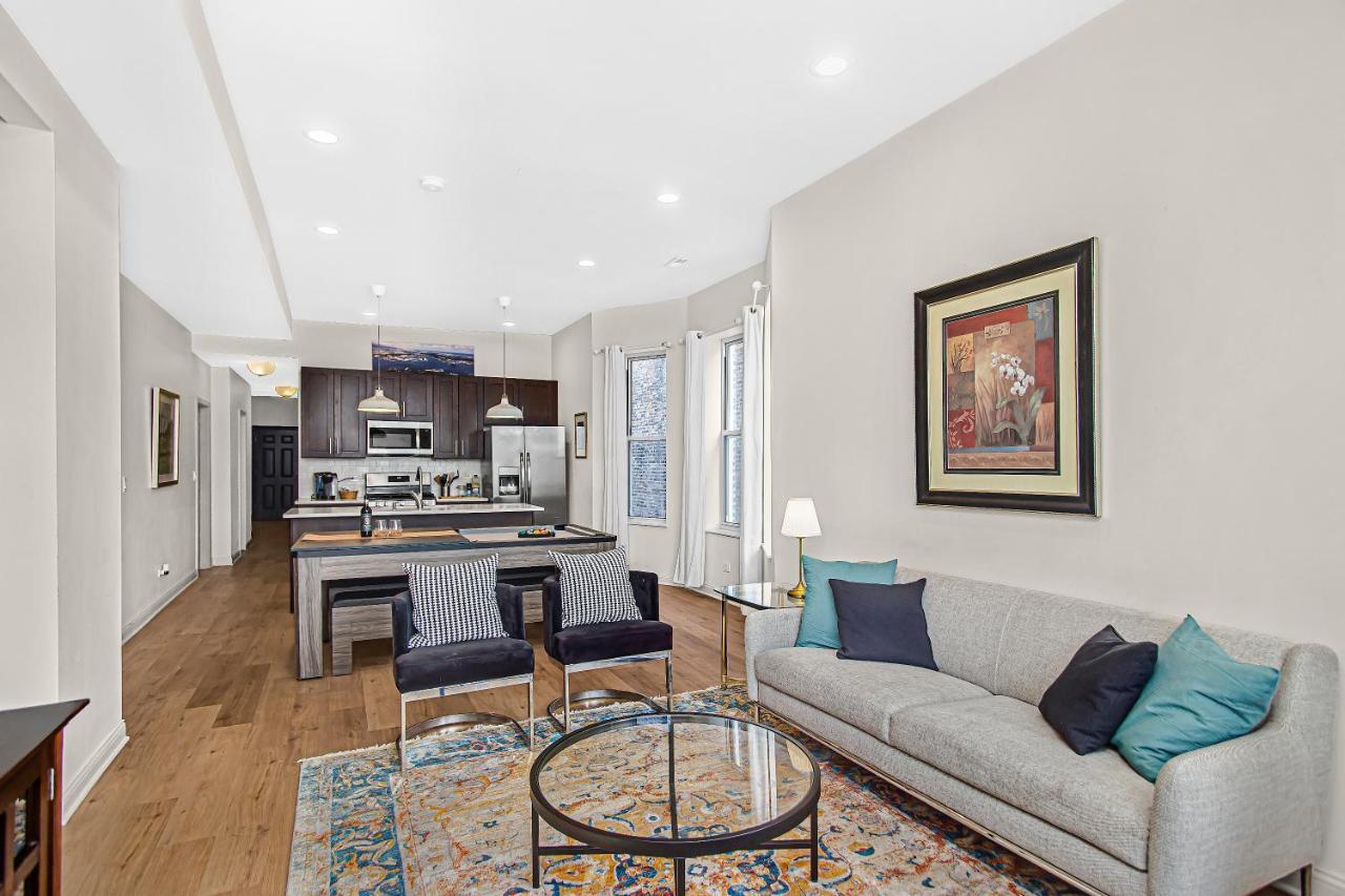 시카고 Modern 4Br Just A Block From Cta Pink Line With Pool Table Free Parking 아파트 외부 사진